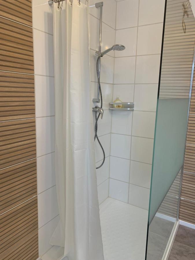 Restaurant Landgasthof Zum Wiesengrund Newel Bagian luar foto