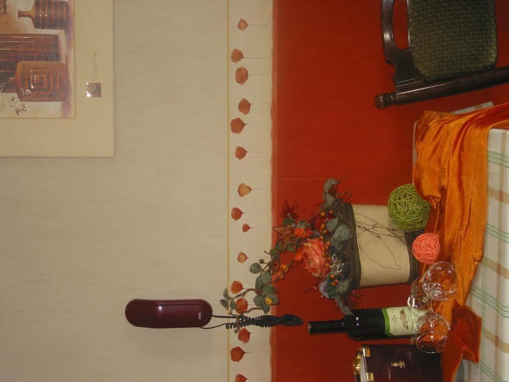Restaurant Landgasthof Zum Wiesengrund Newel Bagian luar foto